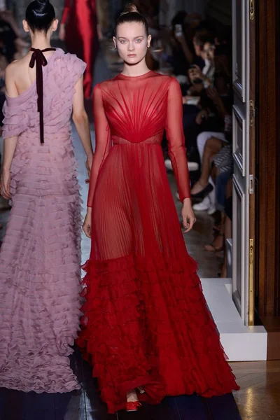 Look 38